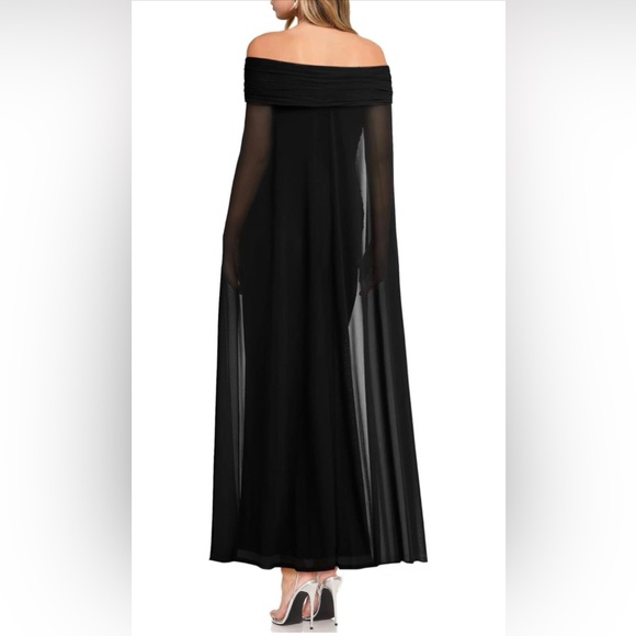 Off the shoulder Black Bodycon Maxi Dress - Picture 3 of 5